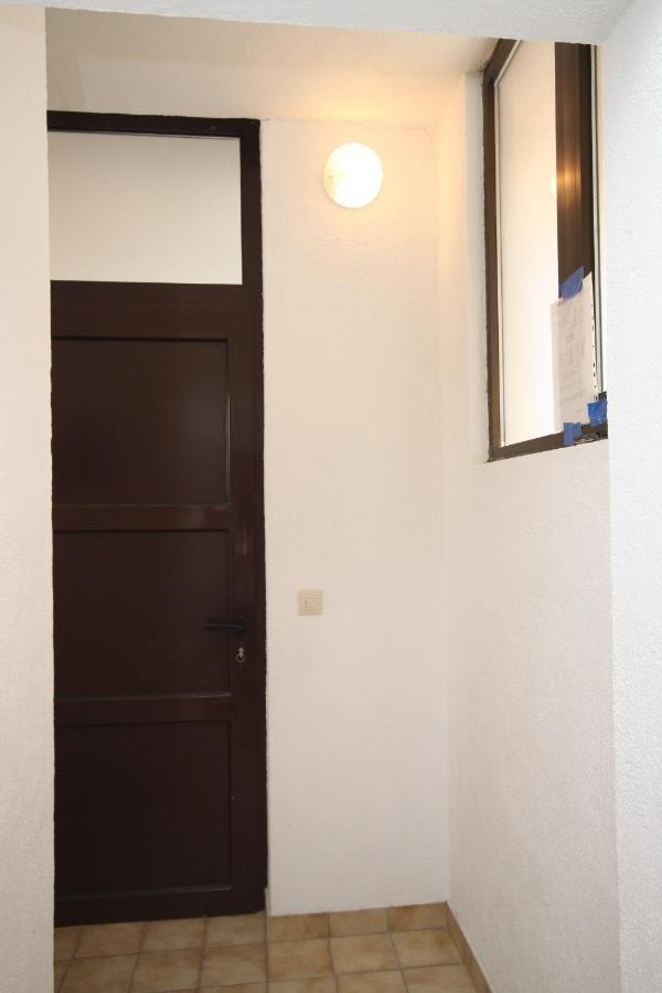 Apartments With A Parking Space Baska Voda, Makarska - 6761 Eksteriør billede